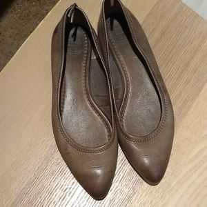 Frye Regina flats